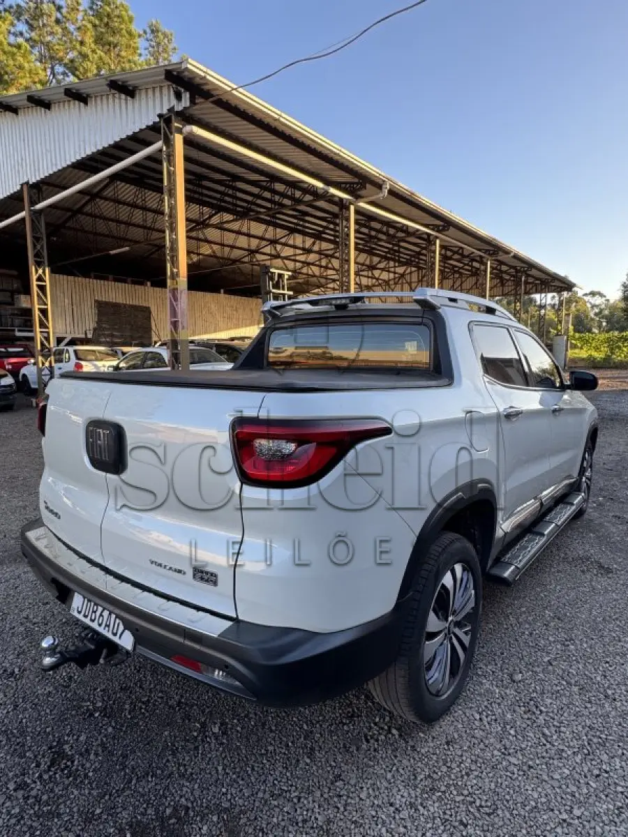 LOTE 001 - Fiat/Toro VOLC T 270 AT, placa JDB 6A07, branco, ano/modelo 2024/2025