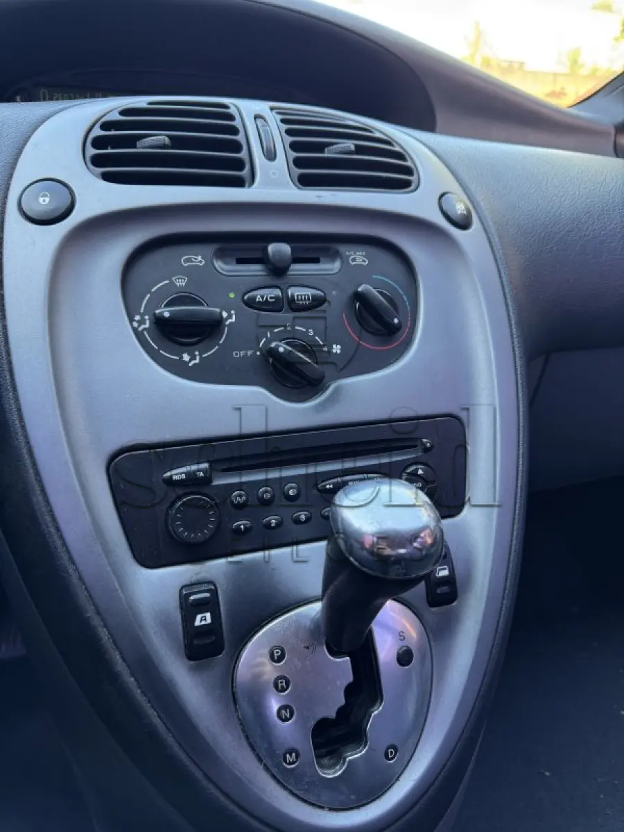 LOTE 012 - Citroen/Xsara Picasso GXA, placa INU 1E19, preto, ano/modelo 2006/2007