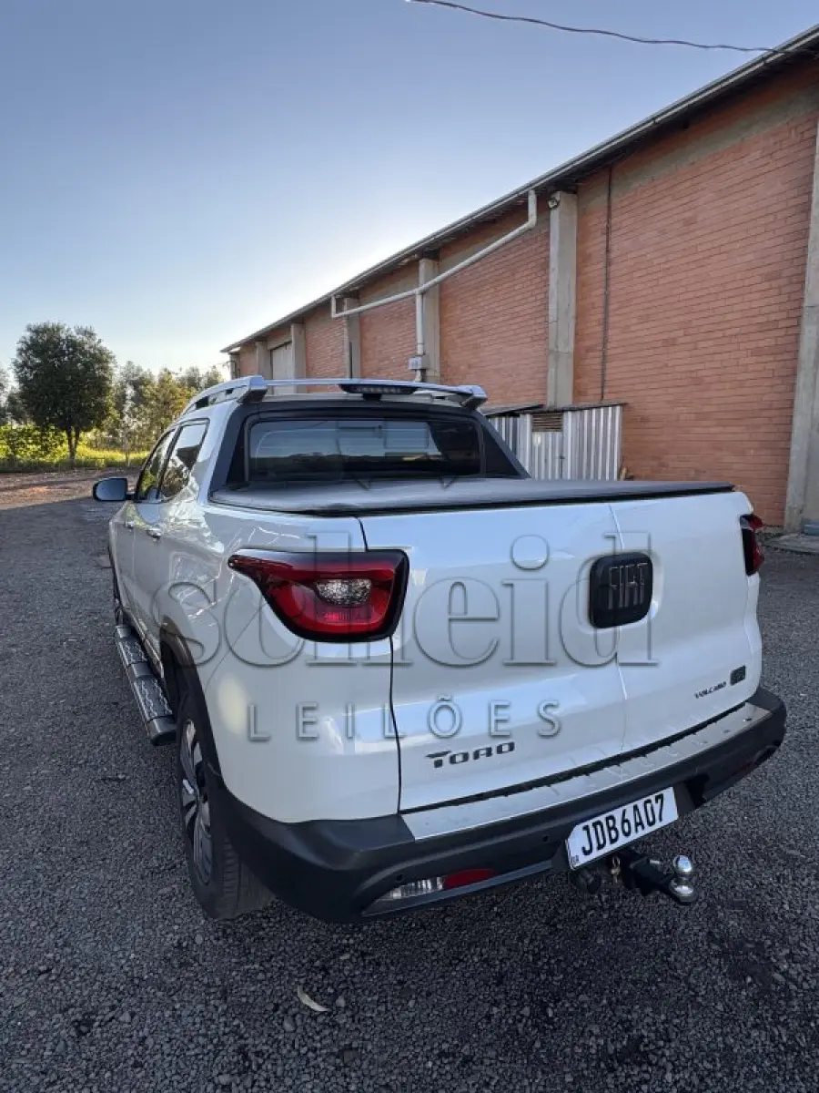LOTE 001 - Fiat/Toro VOLC T 270 AT, placa JDB 6A07, branco, ano/modelo 2024/2025