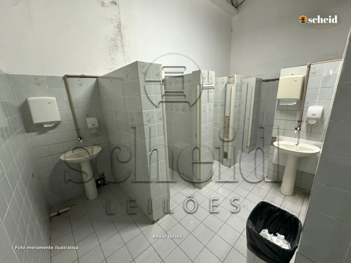 LOTE 001 - Área de 48.280,20m², contendo edificações com aproximadamente 3.641,92m², situada na BR 386, bairro Bom Pastor, Lajeado/RS