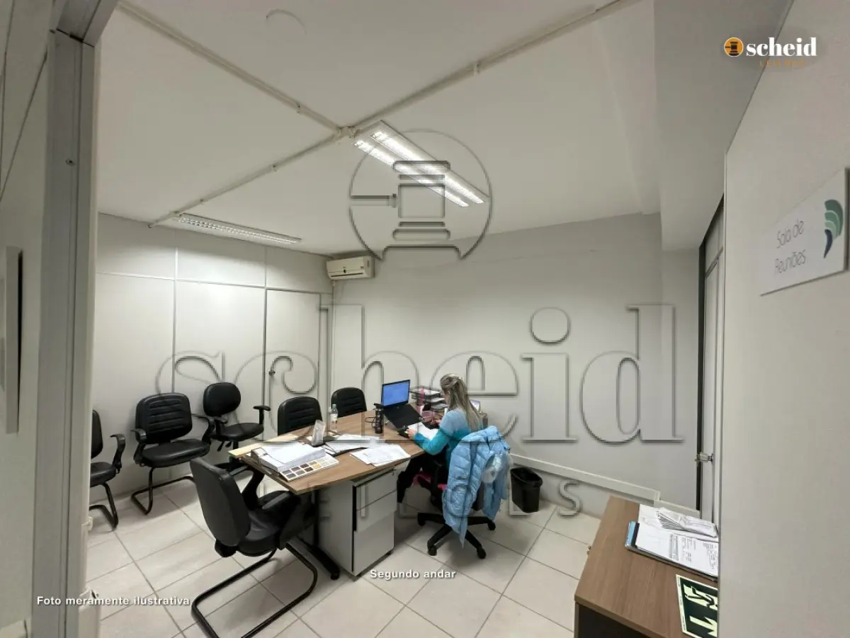 LOTE 001 - Área de 48.280,20m², contendo edificações com aproximadamente 3.641,92m², situada na BR 386, bairro Bom Pastor, Lajeado/RS