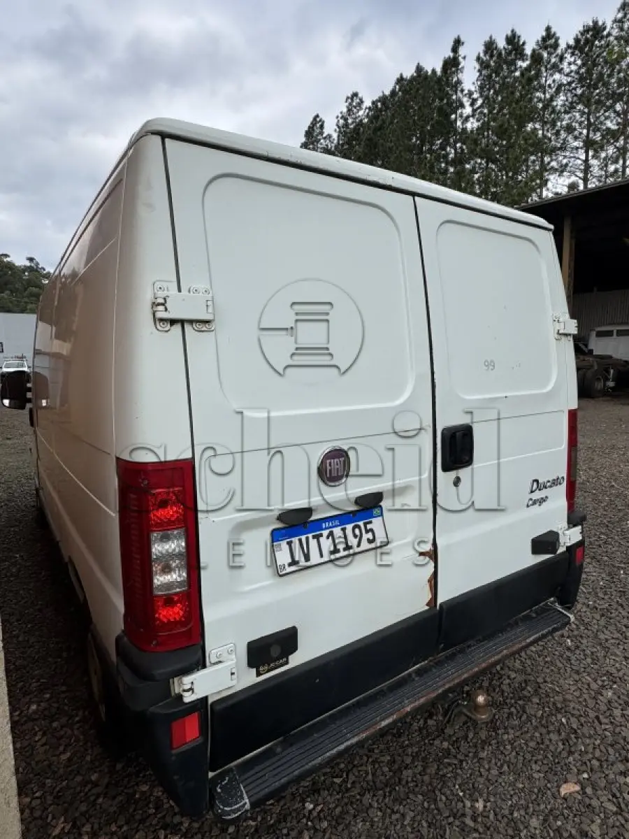 LOTE 006 - Fiat/Ducato Cargo, placa IVT 1I95, branca, ano/modelo 2014