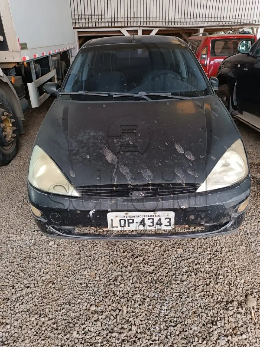LOTE 006 - I/Ford Focus 1.8L FC, placa LOP 4343, preto, ano/modelo 2003