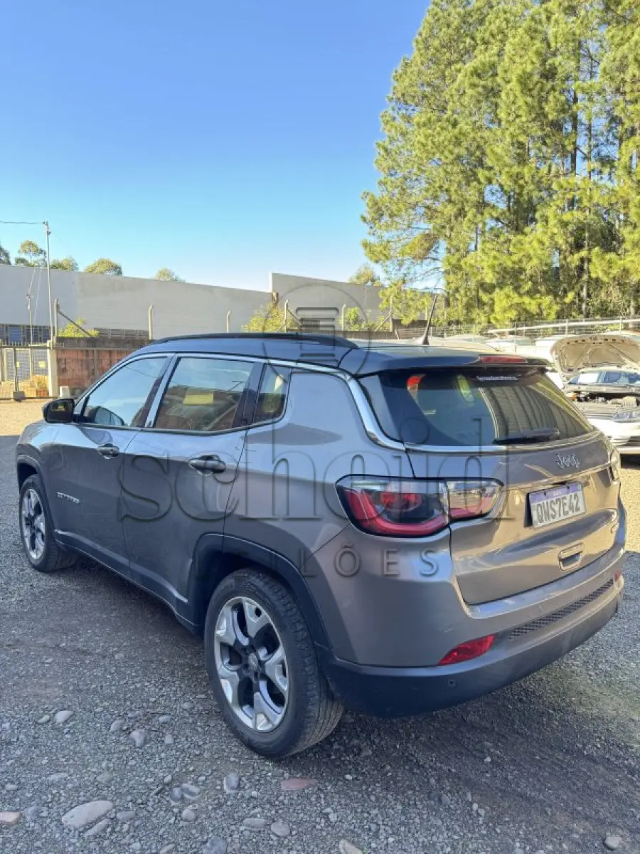 LOTE 001 - JEEP/Compass Longitude F, placa QWS 7E42, cinza, ano/modelo 2019/2020