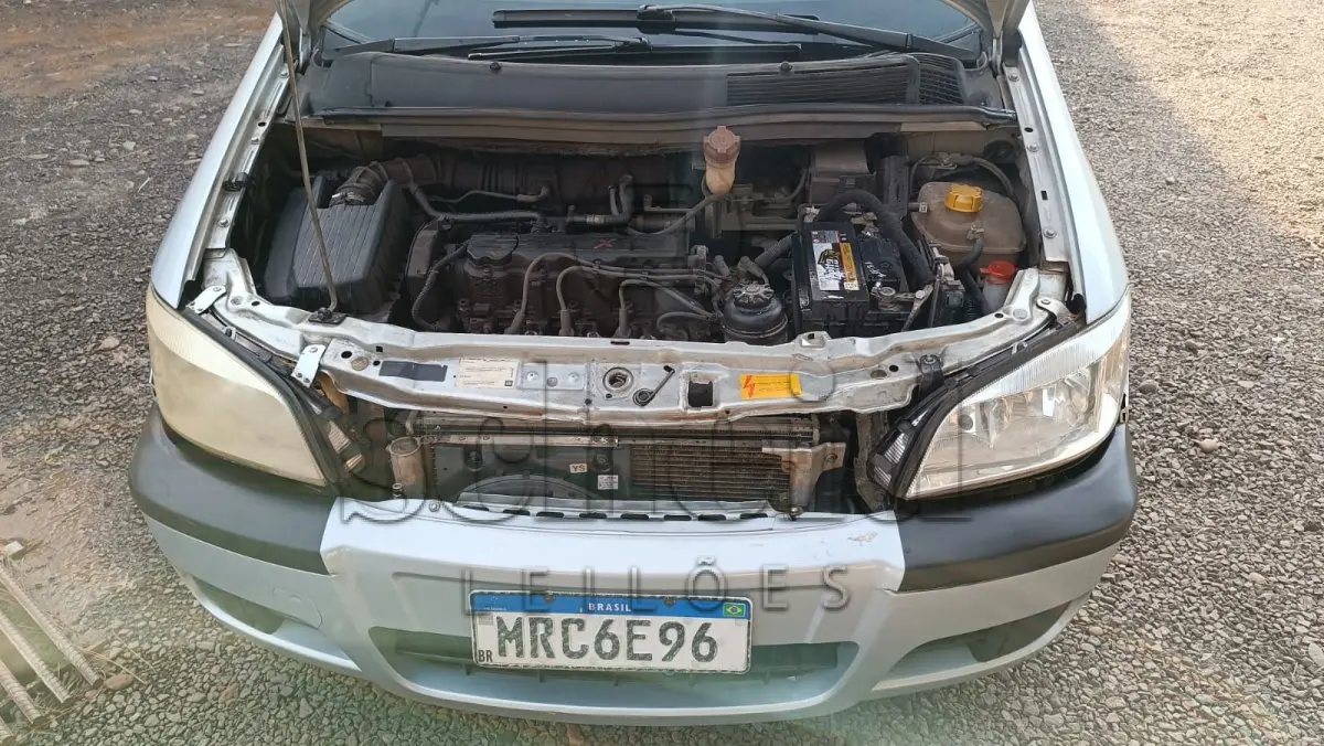 LOTE 003 - GM/Zafira Expression, placa MRC 6E96, prata, ano/modelo 2007