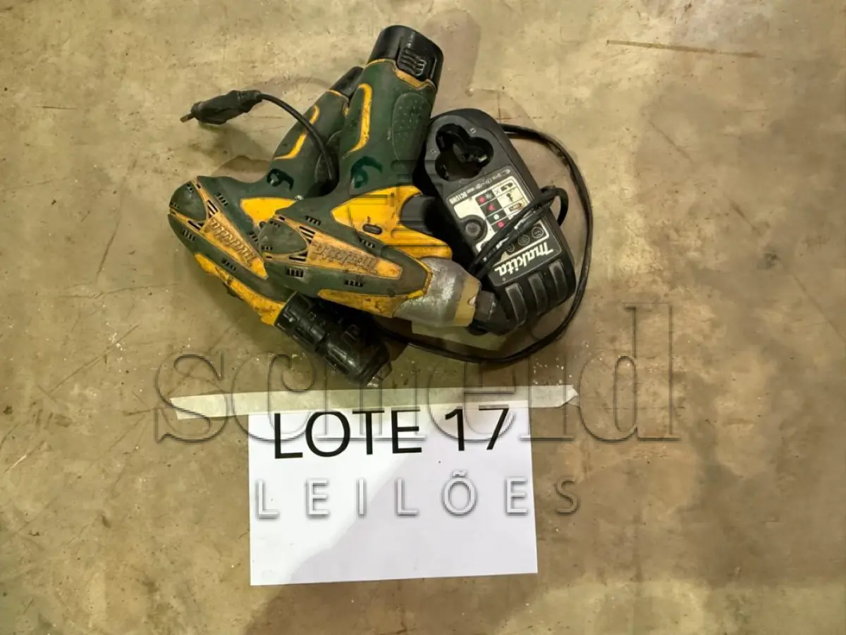 LOTE 017 - Parafusadeira marca Makita TD090D
