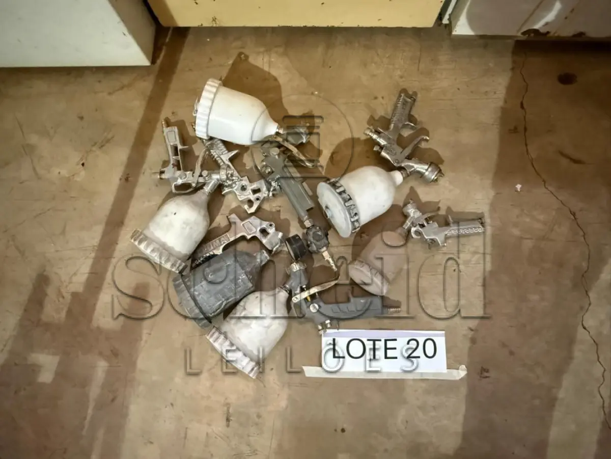 LOTE 020 - Seis pistolas de pintura