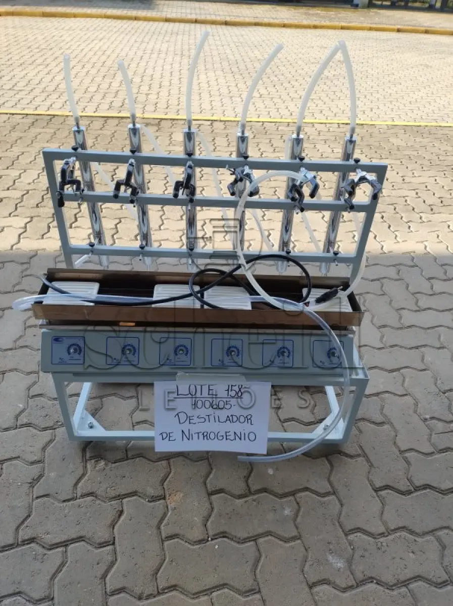 LOTE 158 - DESTILADOR DE NITROGÊNIO SOLAB SL-75/6