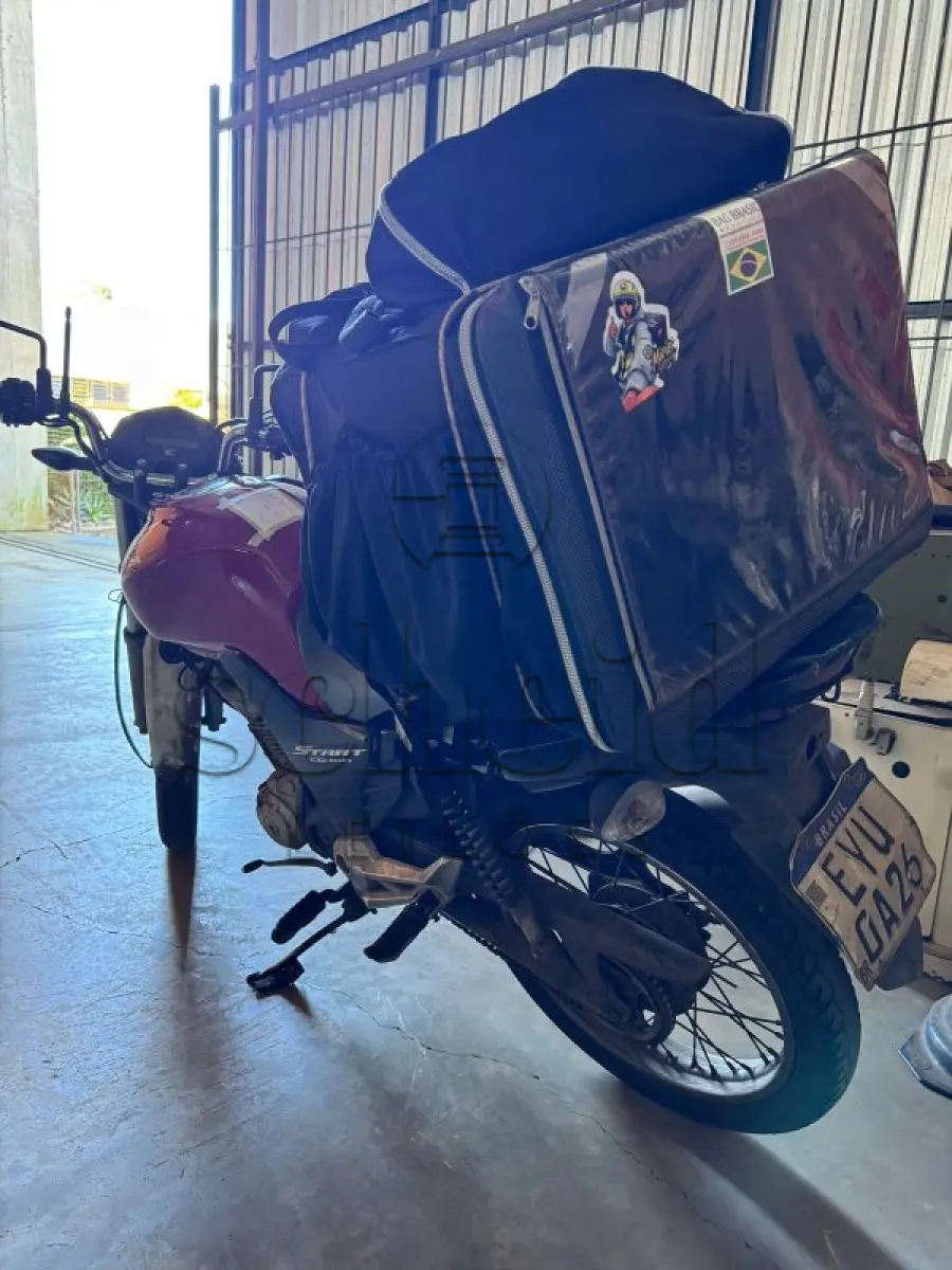 LOTE 003 - Honda/CG 160 Start, placa EYU 0A26, vermelha, ano/modelo 2022