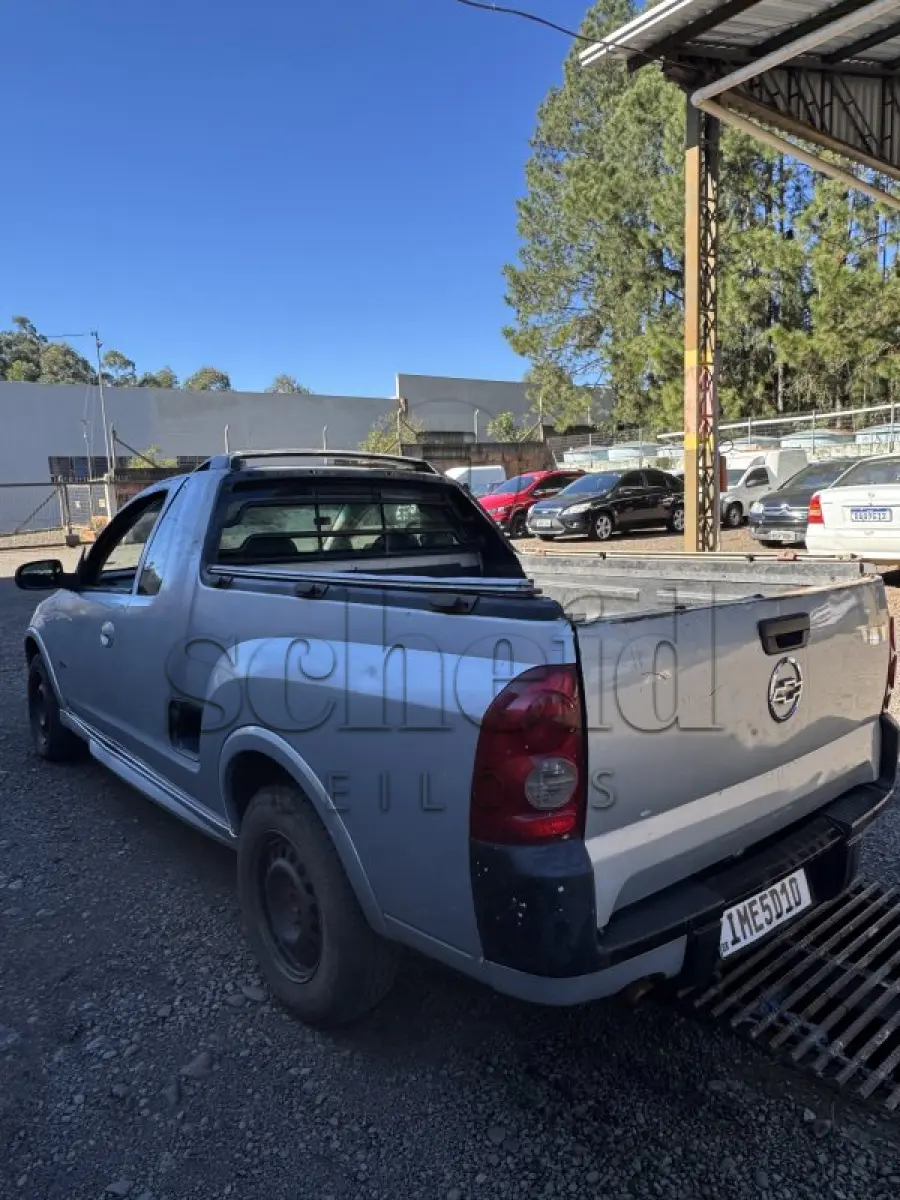 LOTE 002 - GM/Montana Sport, placa IME 5D10, prata, ano/modelo 2004/2005