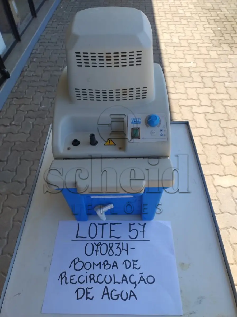 LOTE 057 - BOMBA DE RECIRCULAÇÃO DE ÁGUA VELP
