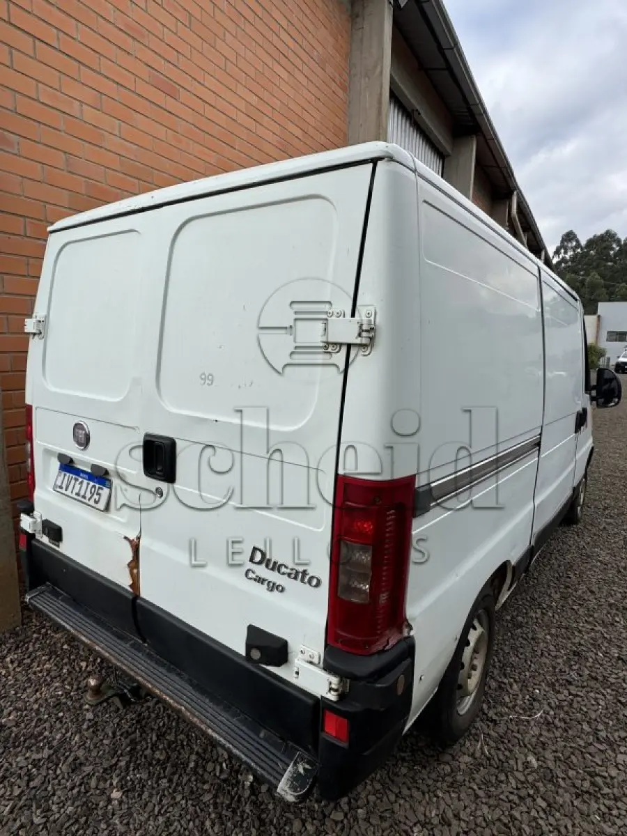 LOTE 006 - Fiat/Ducato Cargo, placa IVT 1I95, branca, ano/modelo 2014