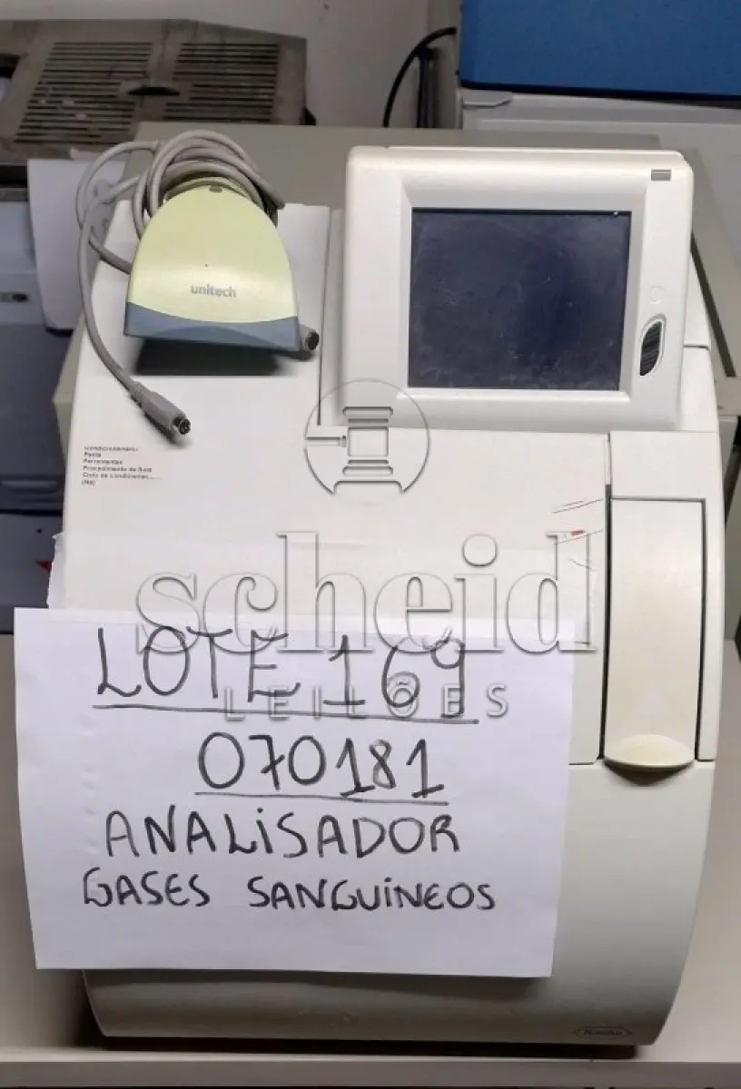 LOTE 169 - ANALISADOR GASES SANGUÍNEOS ROCHE COBAS