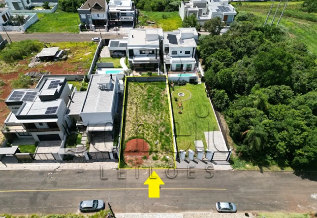 LOTE 003 - Área de 360,00m², sem edificações, localizado Rua Dally Moraes Kroth, bairro Universitário, no Loteamento Blumen Garten II, Lajeado/RS