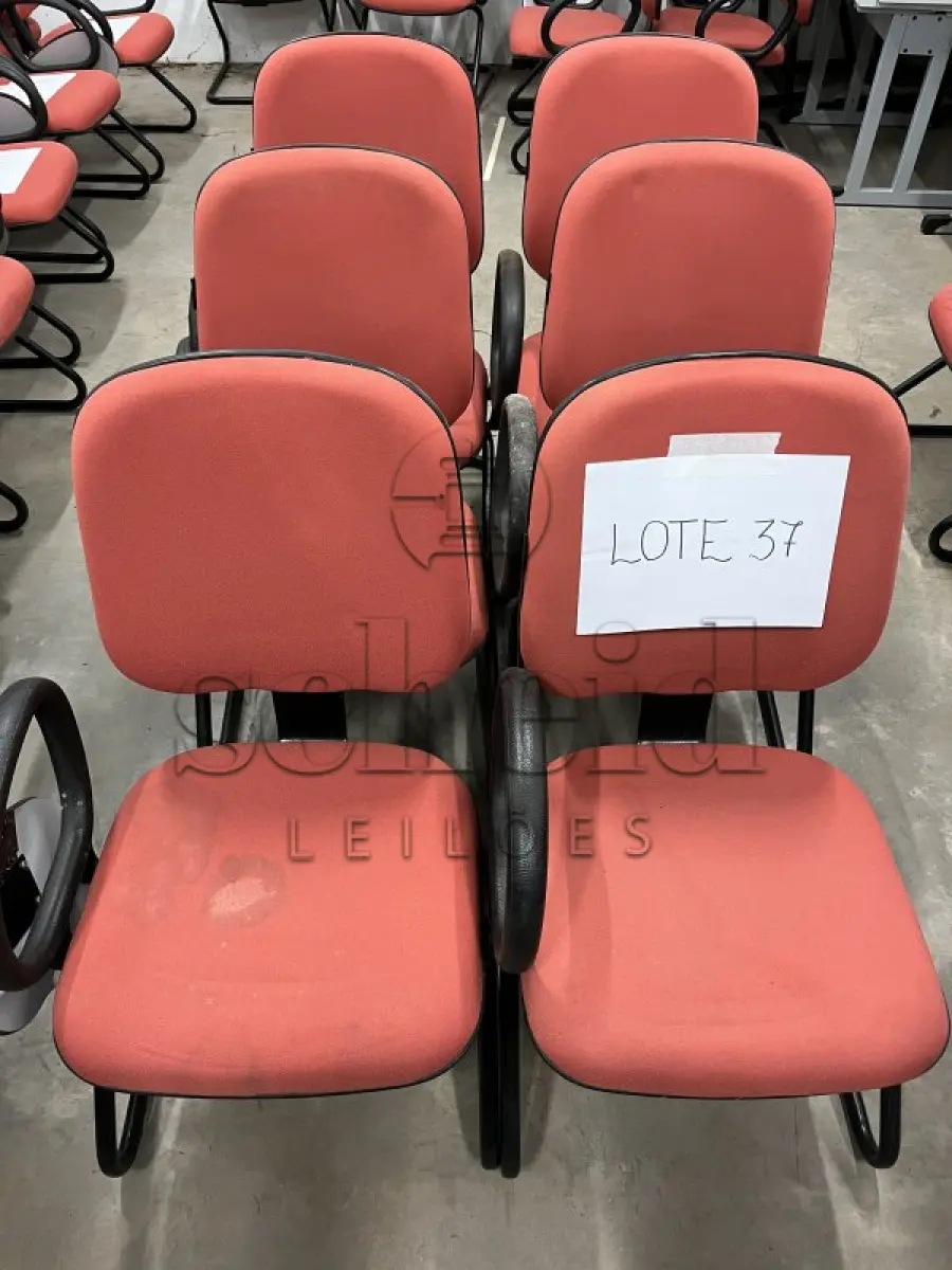 LOTE 037 - 6 CADEIRAS DE AUDITORIO COR TELHA