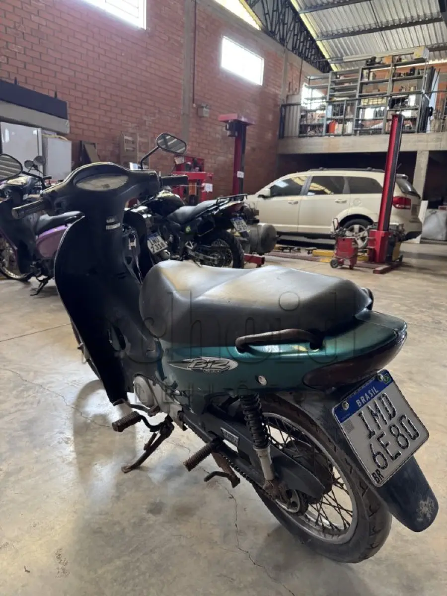 LOTE 009 - Honda/C100 BIZ, placa IMD 6E80, verde, ano/modelo 2004/2005