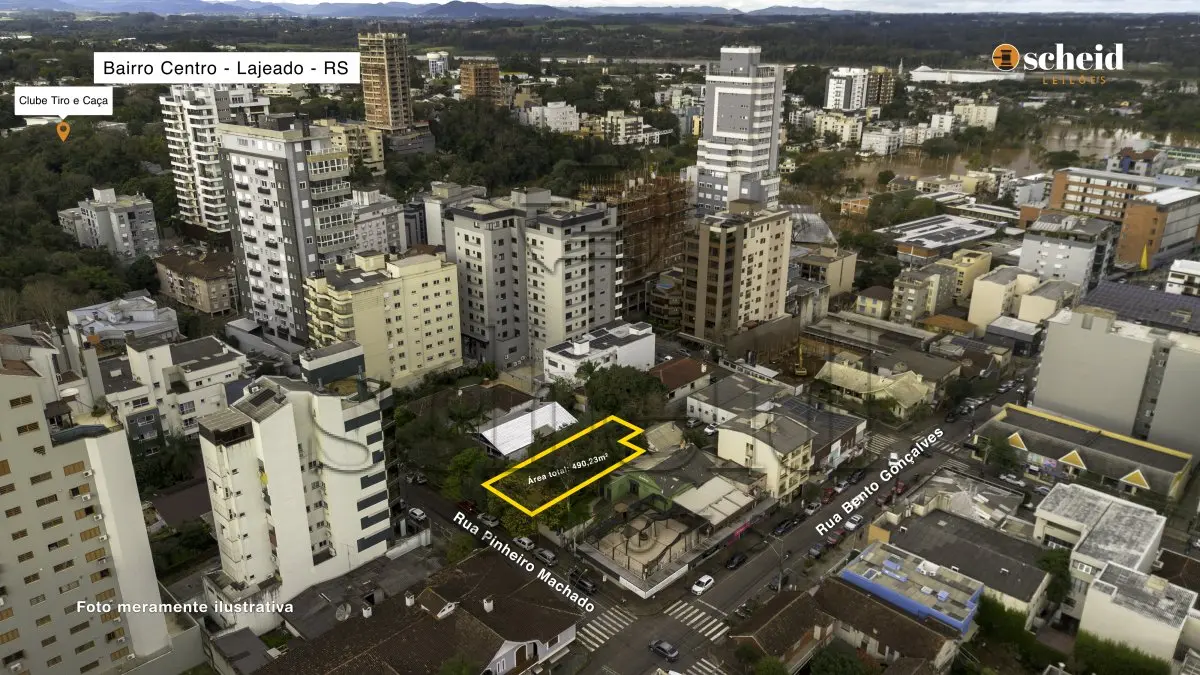 LOTE 001 - Área de 490,23m², contendo uma casa residencial de alvenaria com 77,00m², um galpão de madeira com 11 50m² e um telheiro de madeira com 21,00m², localizado na Rua Pinheiro Machado, nº 198, bairro Centro, Lajeado/RS