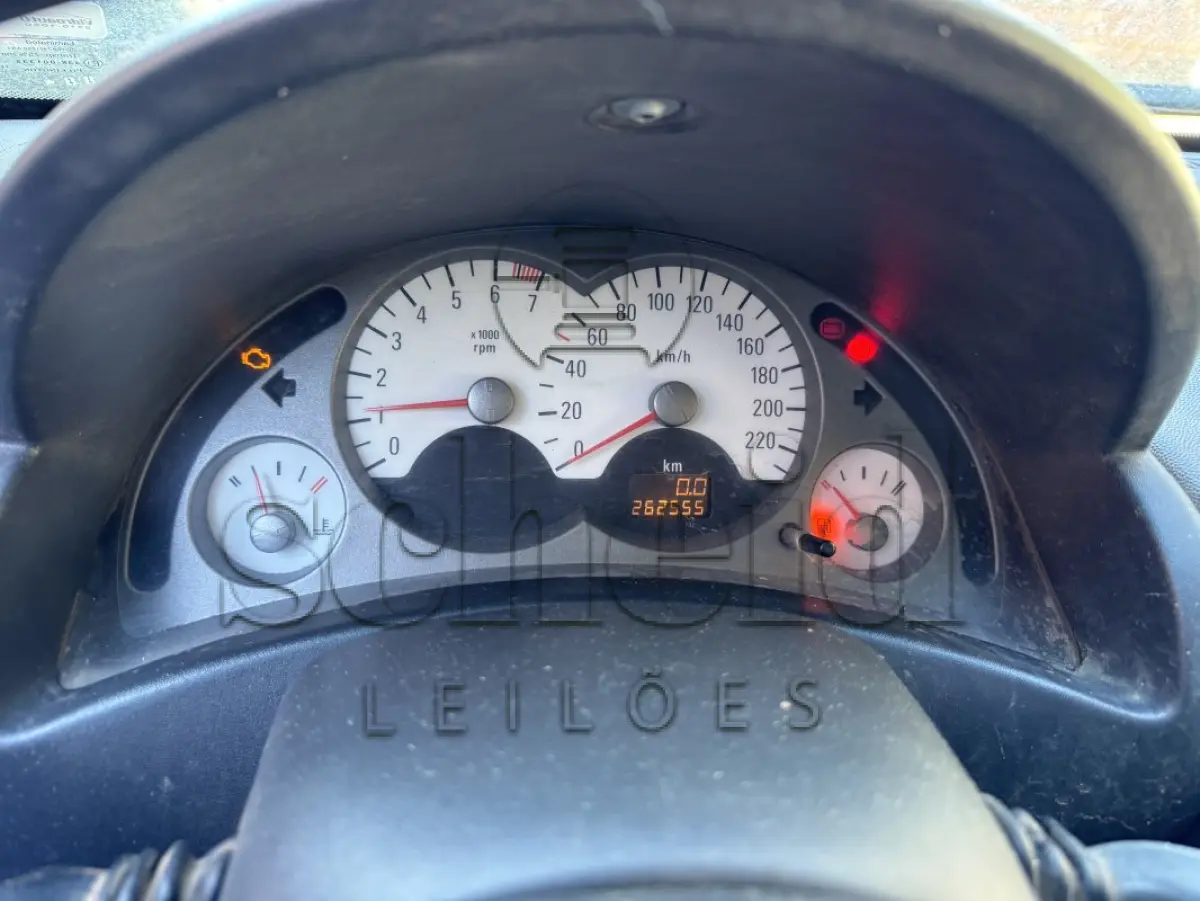 LOTE 002 - GM/Montana Sport, placa IME 5D10, prata, ano/modelo 2004/2005