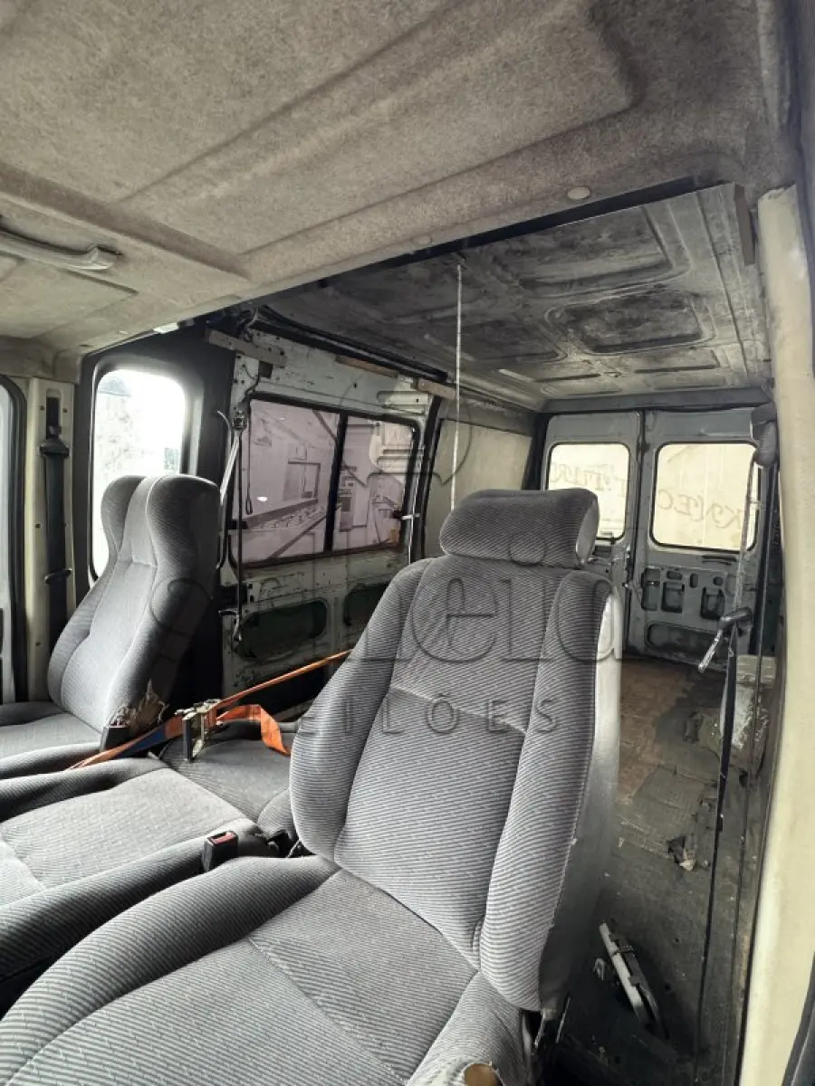 LOTE 005 - Fiat/Ducato MU Cirilo A3, placa GTI 8D99, branca, ano/modelo 2006