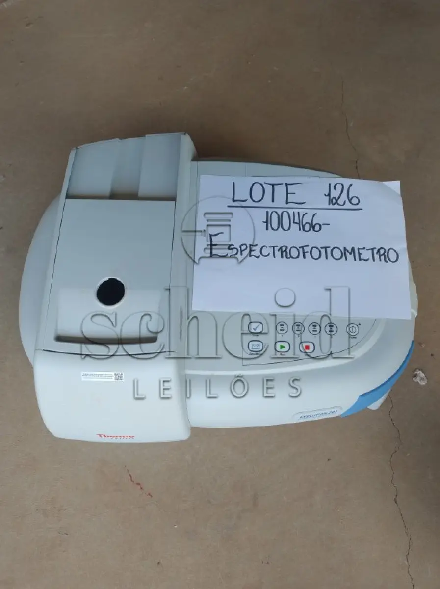 LOTE 126 - ESPECTROFOTÔMETRO UV-VIS THERMO SCIENTIF (NECESSITA SOFTWARE ESPECÍFICO)