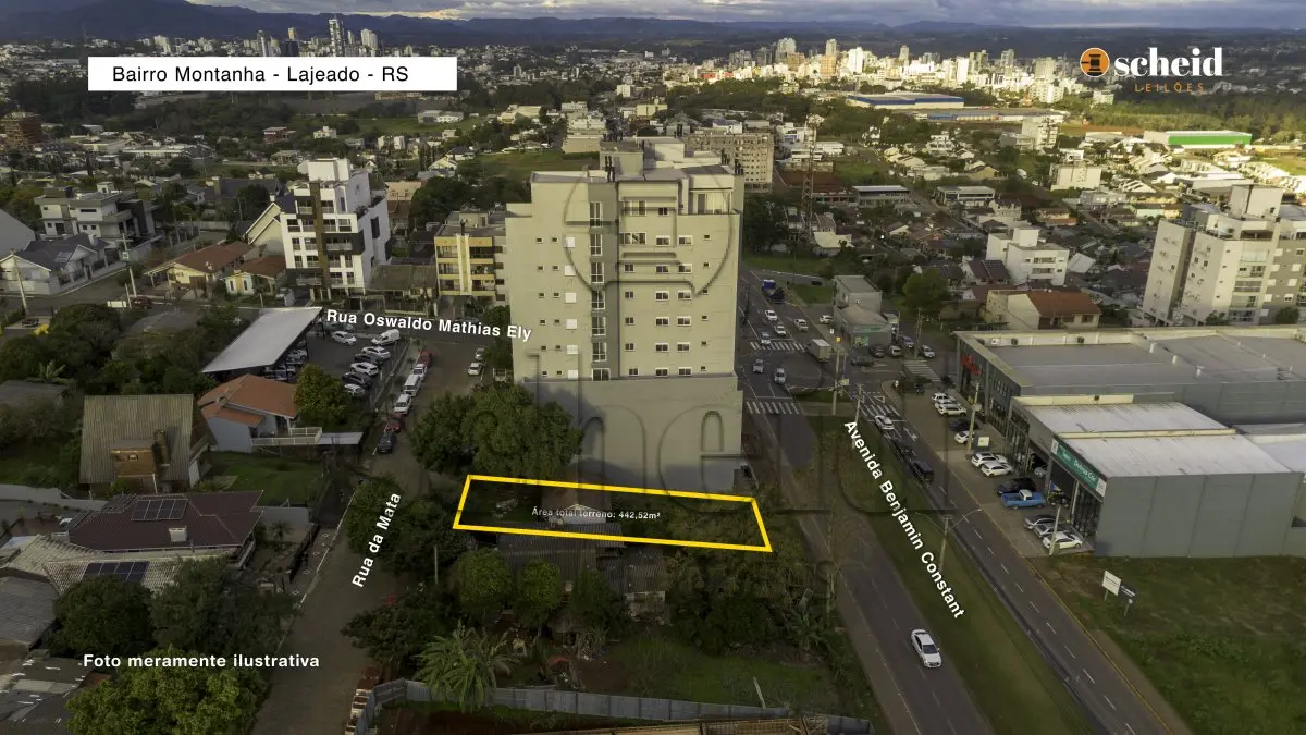 LOTE 002 - Área de 442,52m², contendo uma casa residencial de madeira com 48,00m e um aumento residencial de alvenaria de 32,19m', localizado na Rua da Mata, n° 52, bairro Montanha, Lajeado/RS