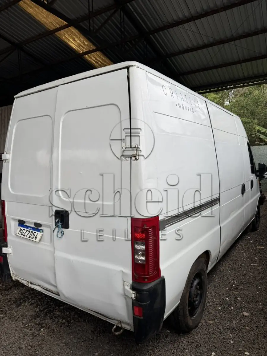 LOTE 004 - Peugeot/Boxer F350LH HDI, placa MGZ 7D54, branca, ano/modelo 2009