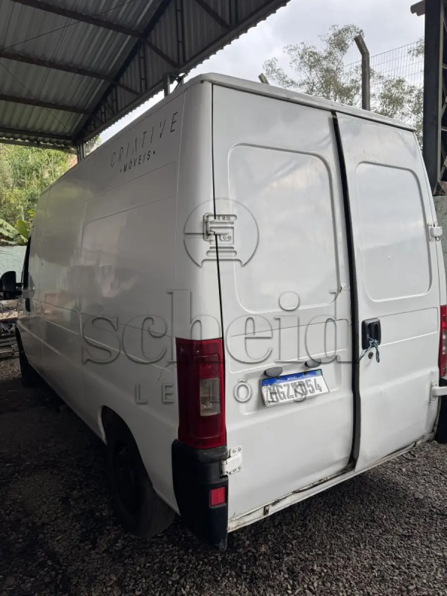 LOTE 004 - Peugeot/Boxer F350LH HDI, placa MGZ 7D54, branca, ano/modelo 2009