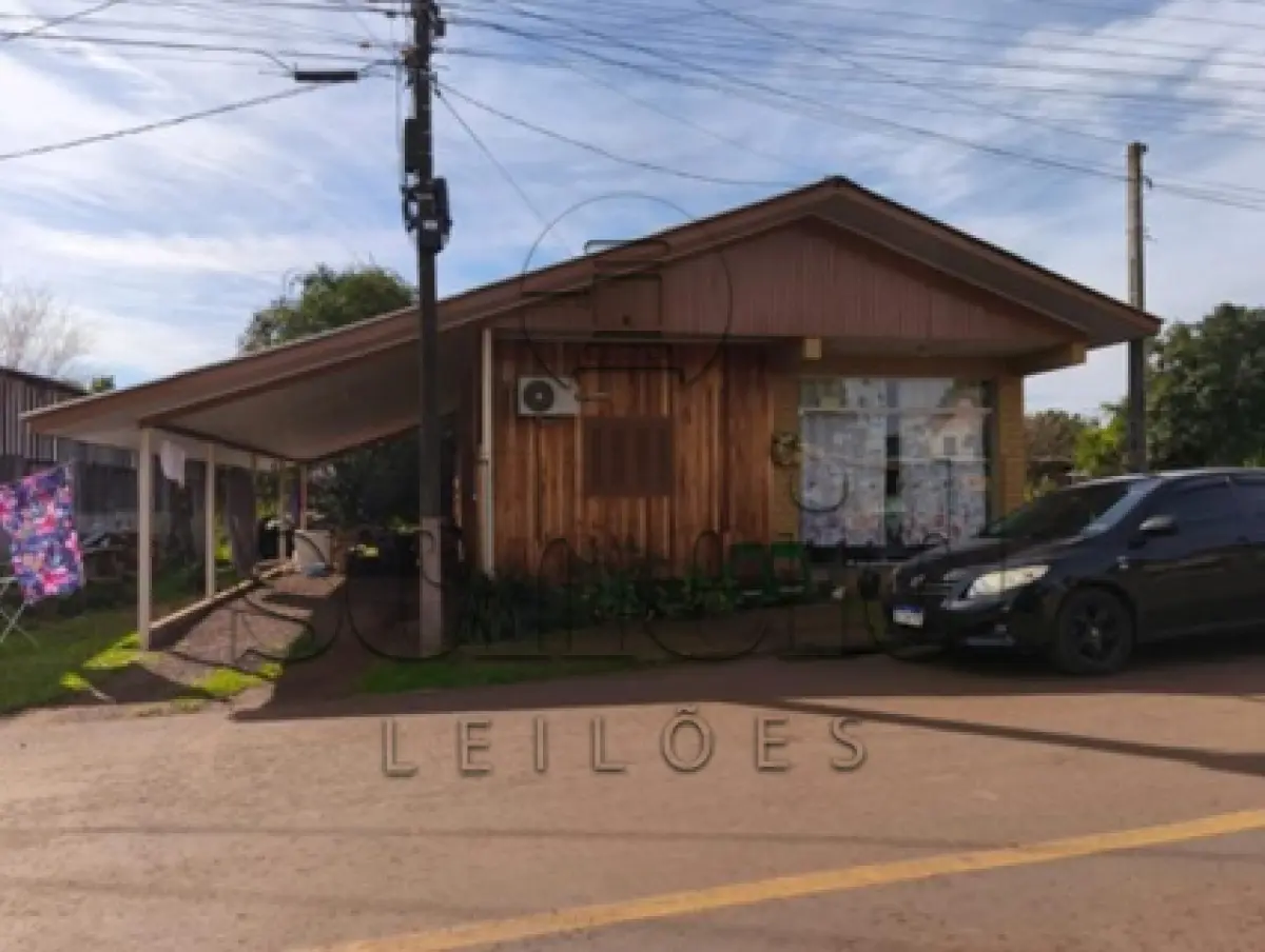 LOTE 003 - Área de 346,56m², contendo uma edificação mista com 123,05m² de área construída, localizado na Rua Henrique Felippe Musskopf, n° 274, bairro Canabarro, Teutônia/RS
