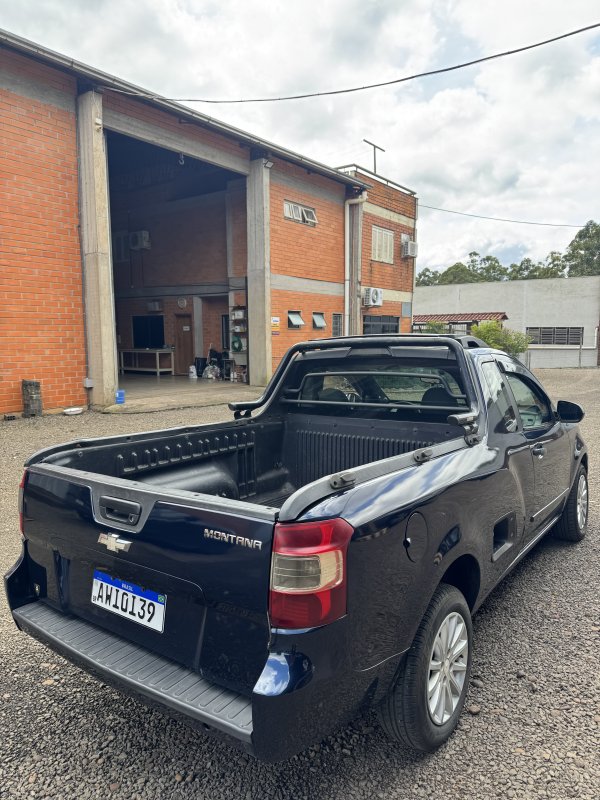LOTE 009 - Chevrolet/Montana LS, placa AWI 0I39, azul, ano/modelo 2012/2013