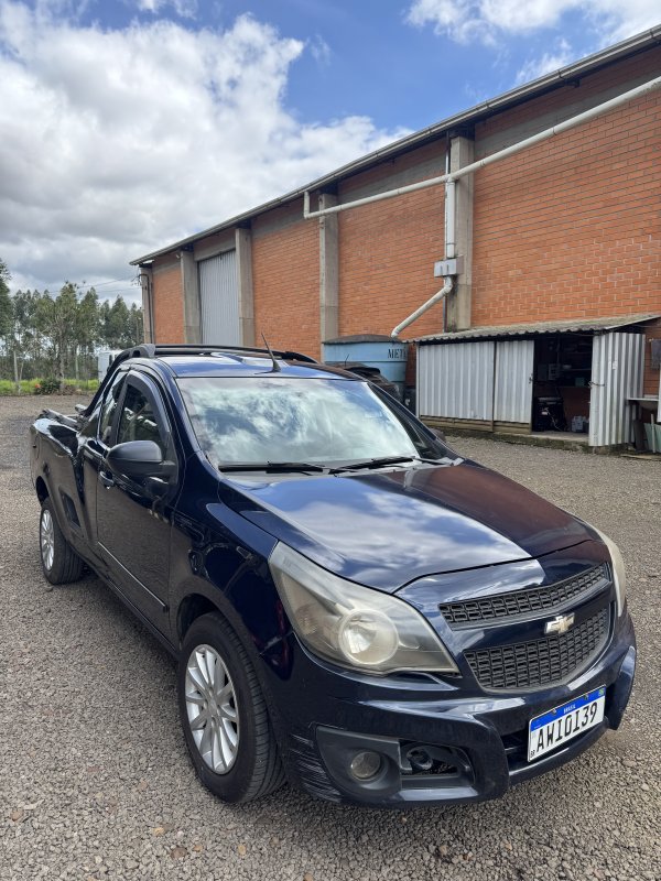 LOTE 009 - Chevrolet/Montana LS, placa AWI 0I39, azul, ano/modelo 2012/2013