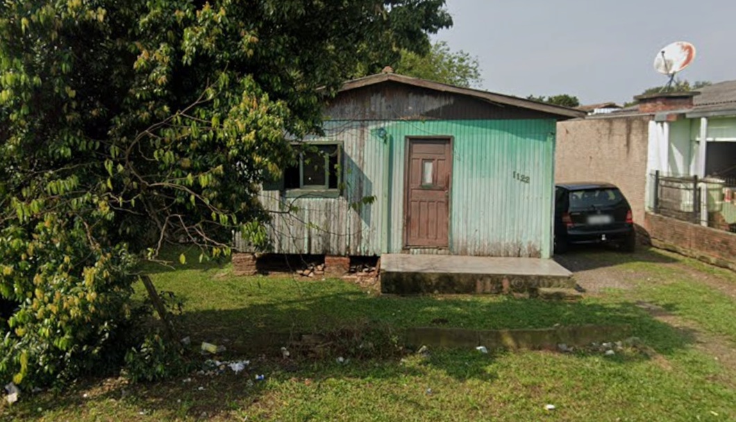 Área de 715,00m², contendo um prédio de madeira com 69,90m², localizado na Rua José Duarte de Macedo, nº 1122, bairro Coronel Brito, Venâncio Aires/RS