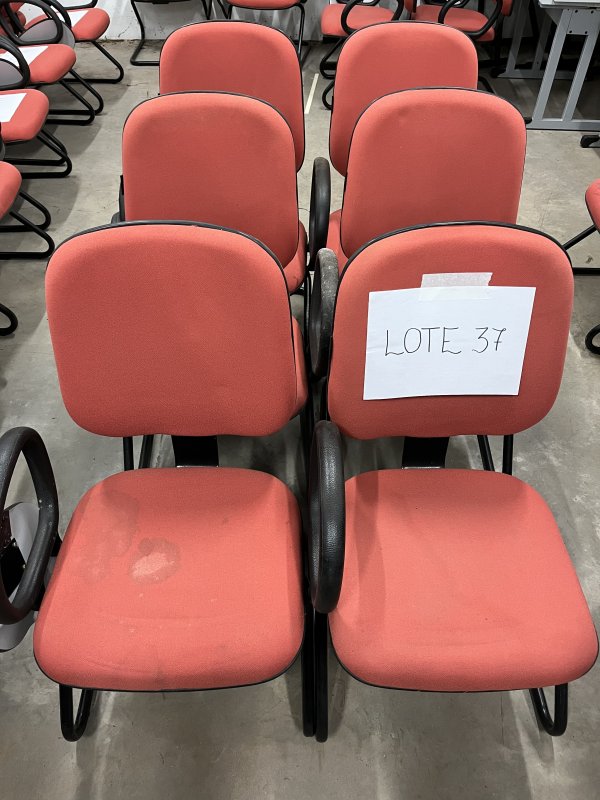 LOTE 037 - 6 CADEIRAS DE AUDITORIO COR TELHA