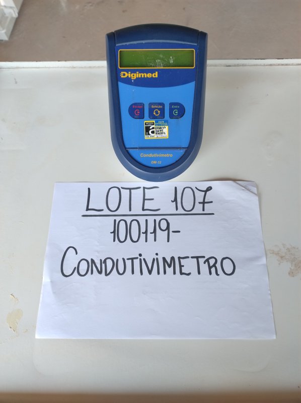 LOTE 107 - CONDUTIVÍMETRO PORTÁTIL DIGIMED DM-32 AZ