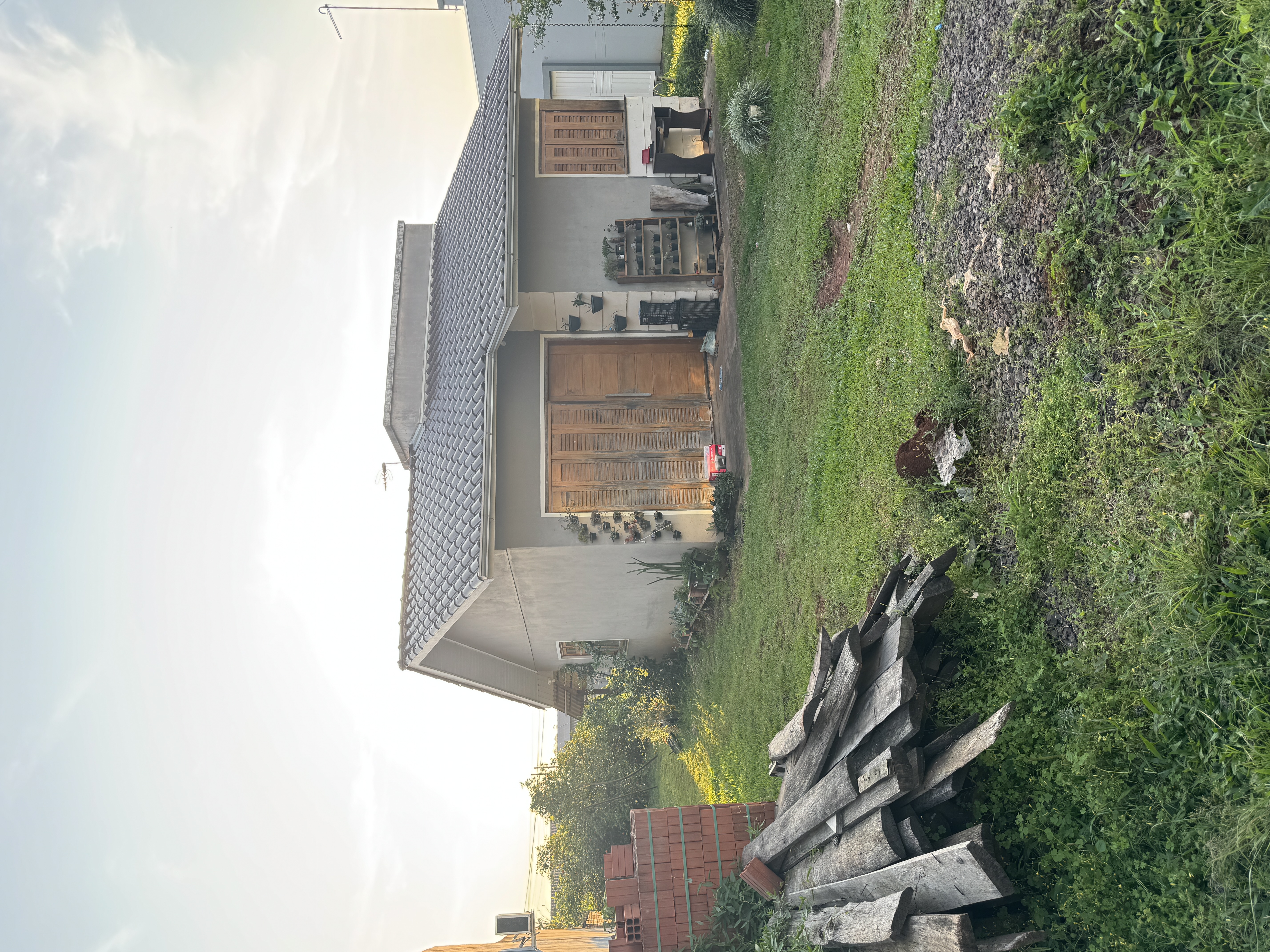 LOTE 012 - Área de 459,17m², contendo um prédio residencial de alvenaria com 45,12m², localizada na Rua Eloi Pacheco, nº 16, bairro Canabarro, Teutônia/RS