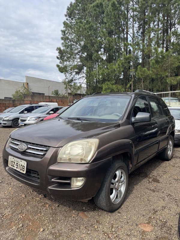 LOTE 009 - I/Kia Sportage LX 2.0 G2, placa IOZ 9108, marrom, ano/modelo 2008