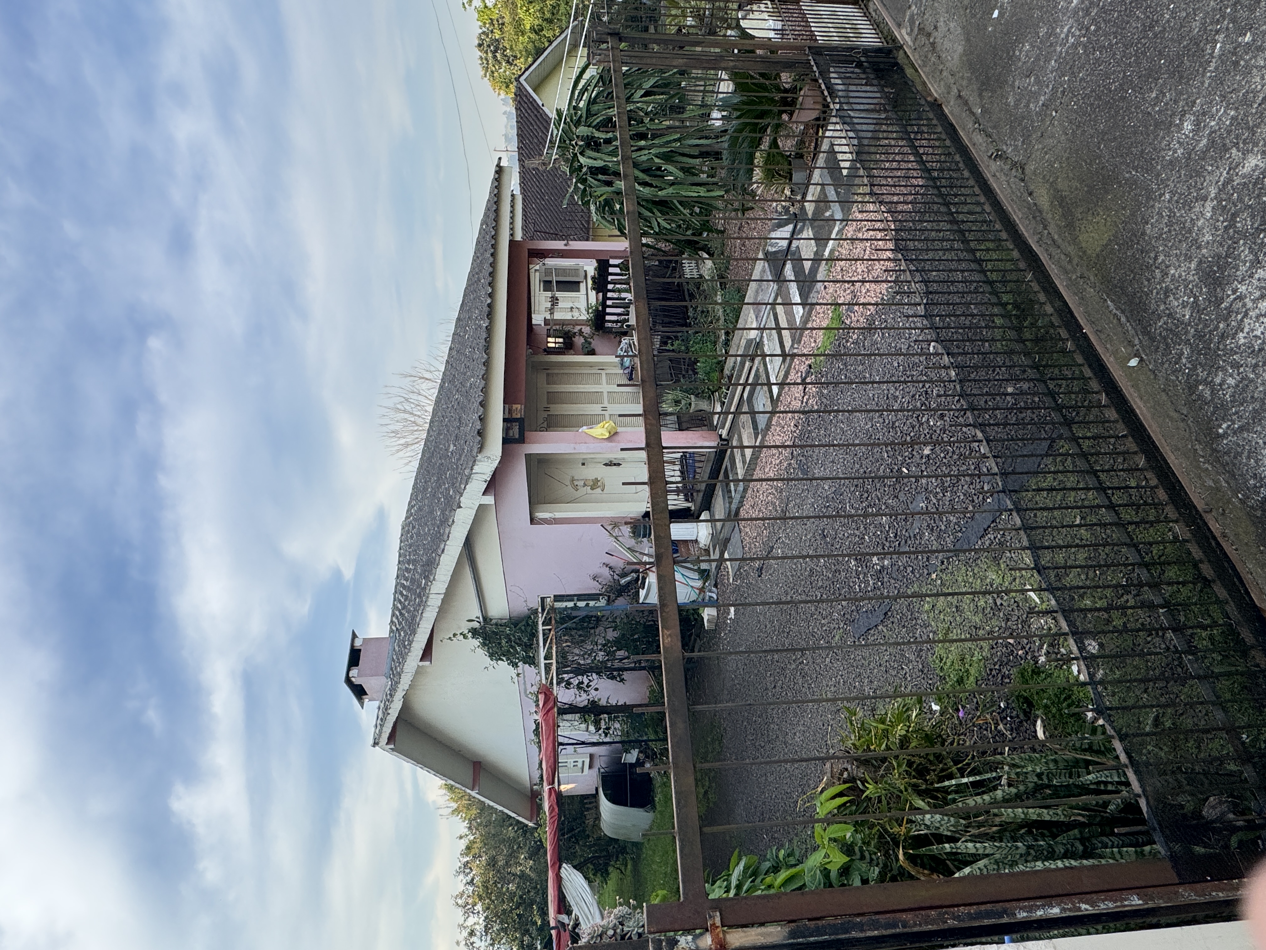 LOTE 013 - Área de 572,00m², contendo uma edificação de alvenaria de aproximadamente 111,74m², localizado na Rua Geraldo Snell, n° 932, bairro Teutônia, Teutônia/RS