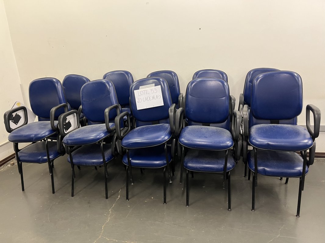 LOTE 053 - 20 CADEIRAS DE AUDITÓRIO AZUL